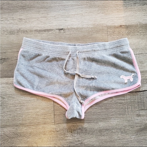 Victoria’s Secret Terry cloth shorts ISO - Picture 1 of 2